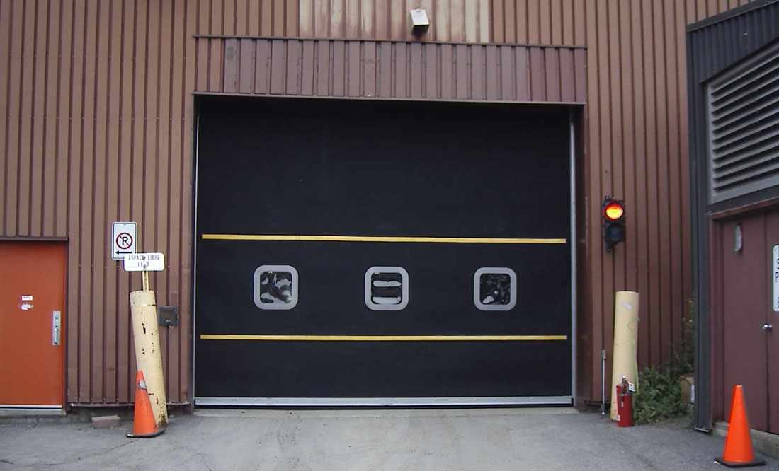 HD-Rubber-with-Windows